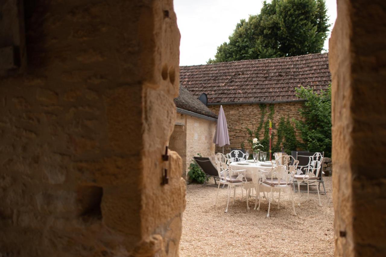 Le Manoir De Carlucet Gite Saint-Crépin-et-Carlucet Exterior photo